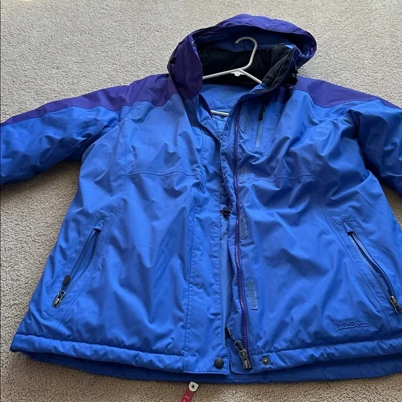 LL bean Rugged Ridge Parka - Picture 10 of 12